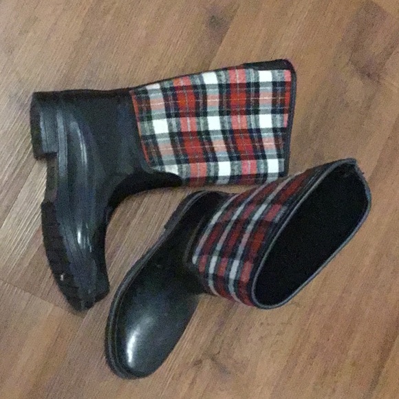 Rain boots size 8 - Picture 2 of 2